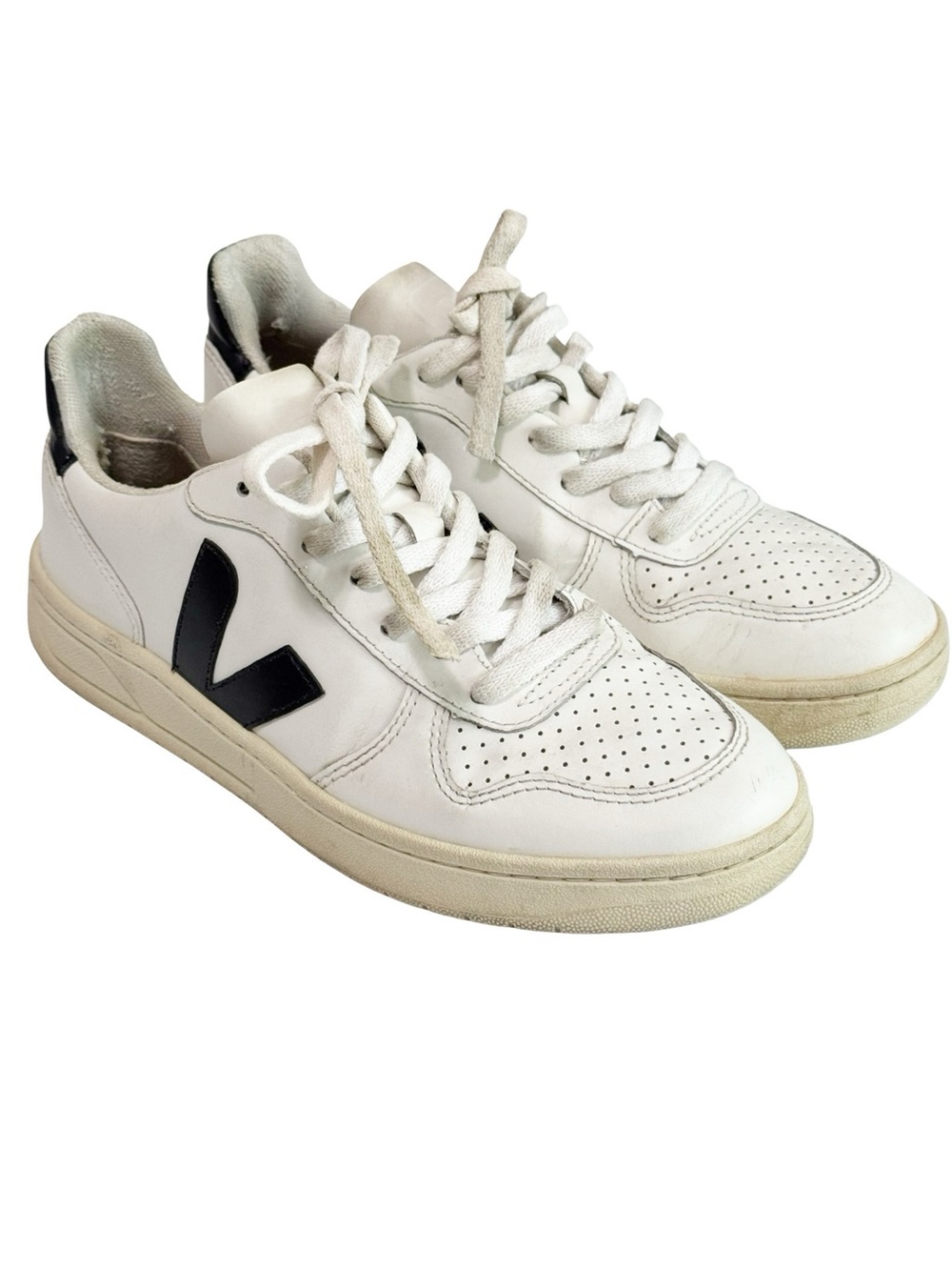 Veja V-10 Leather White Black Sneaker 7 - Picture 2 of 16